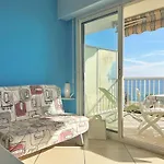 Apartment Face Avec Parking Prive - - Fr-1-251-252 Le Lavandou